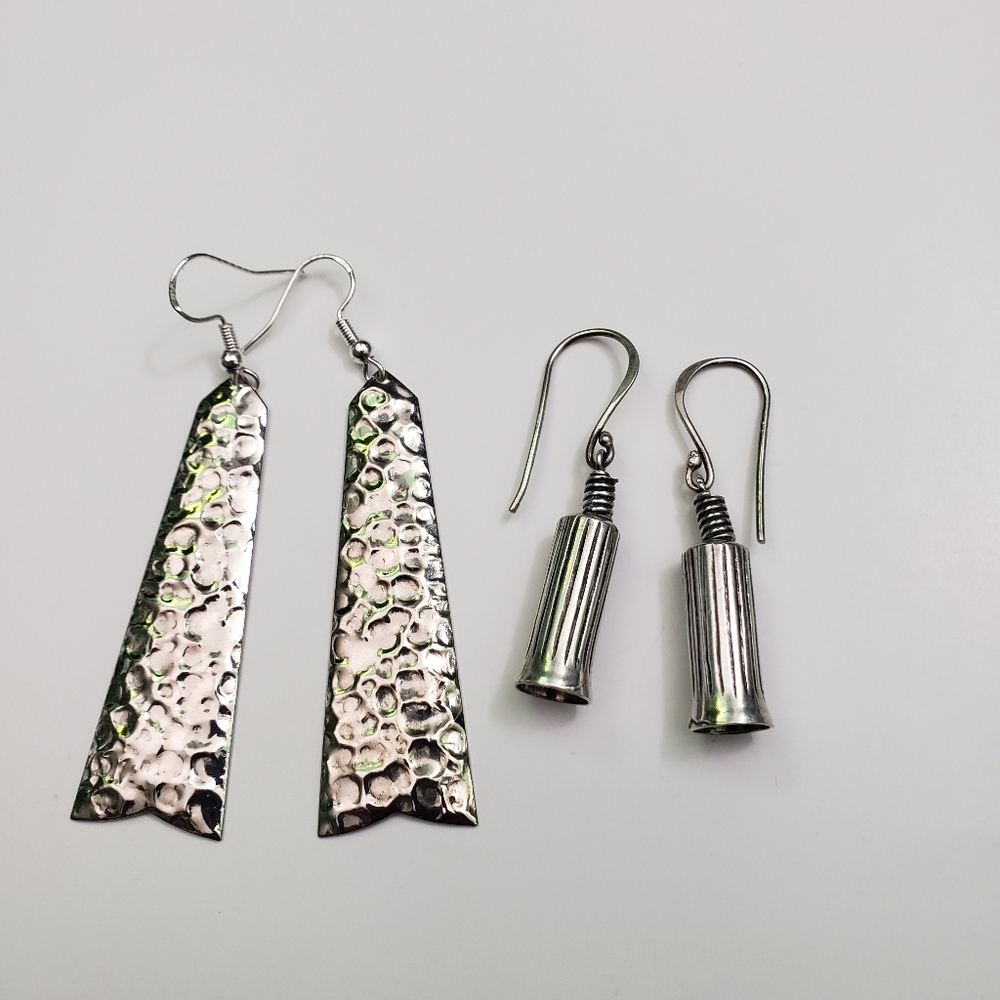Two pairs of vintage silver earrings